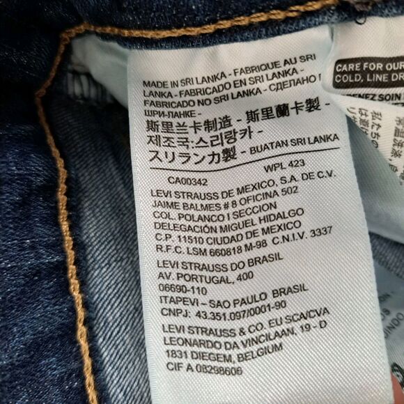 LEVI'S 314 Shaping Straight Sculpt Stretch Jeans Womens 25 26x27 Mid Rise NWT - Picture 4 of 13